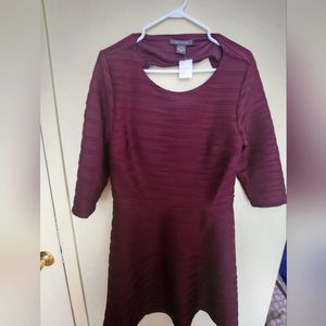 Selling a new wine color dress